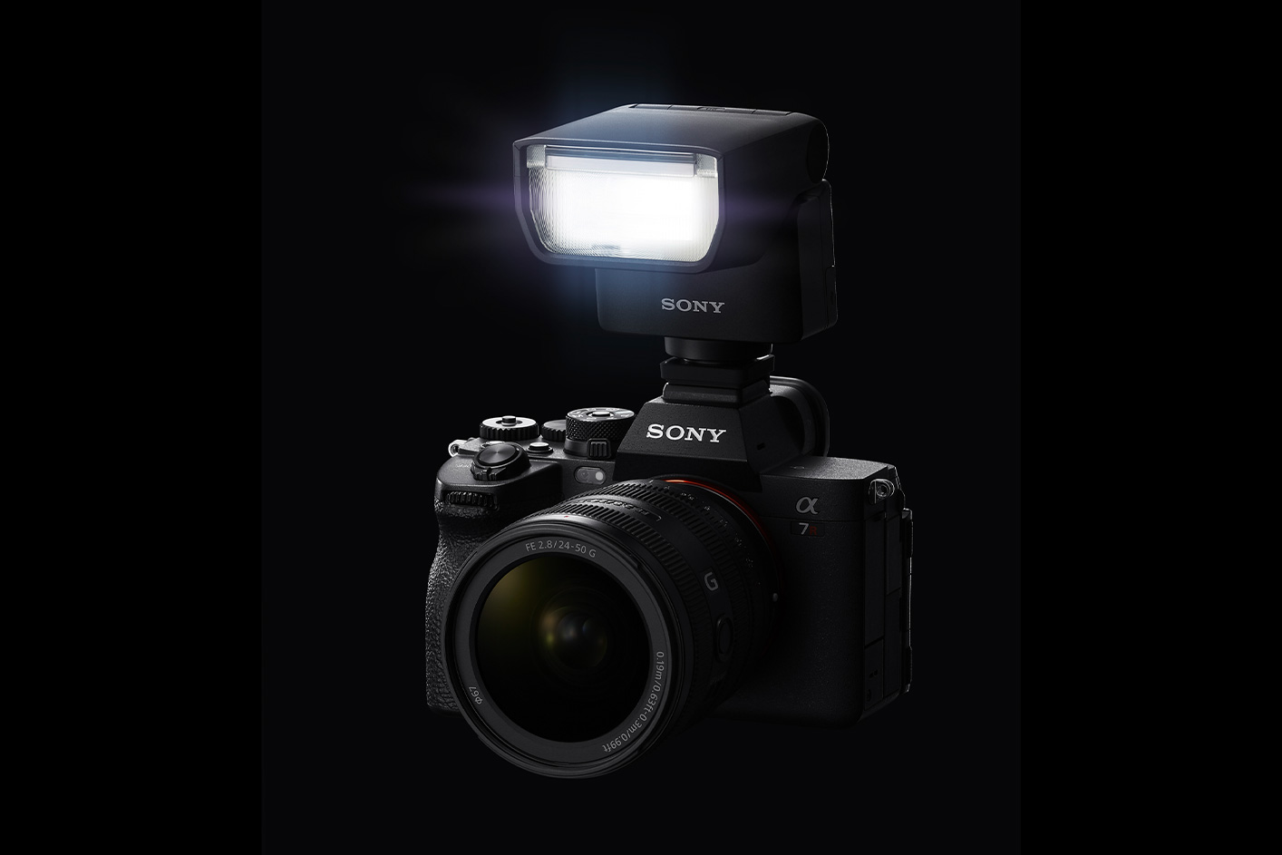 תמונת מוצר של מבזק GN28 מחובר למצלמת ILCE-7M4