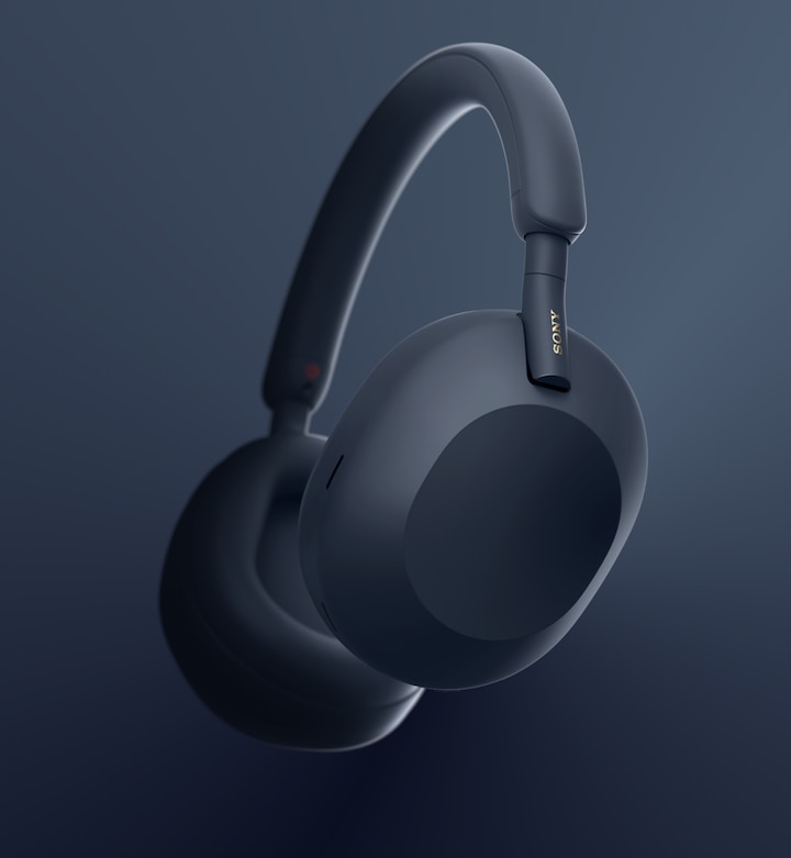 Image of Sony WH-1000XM5 headphone in midnight blue colour