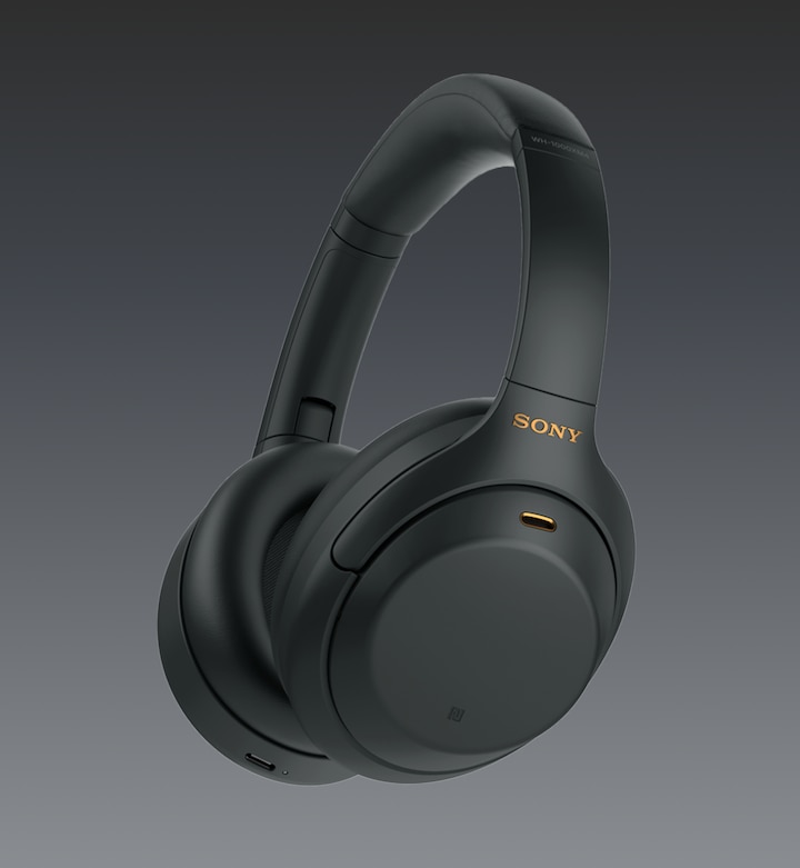 Image of Sony WH-1000XM4 headphone in black colour